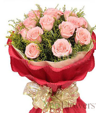 11 Pink Roses,Green Leaves