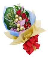 Bouquet of 6pcs Ferrero Rocher With 6 Red Roses
