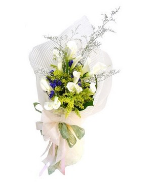 Assorted Flowers in bouquet