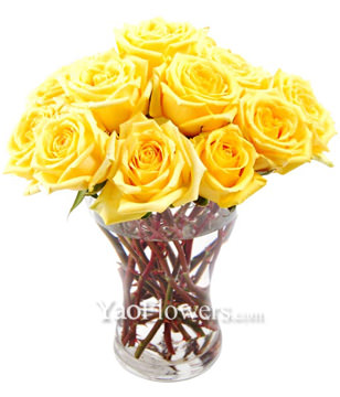 24 Yellow Roses In Vase 