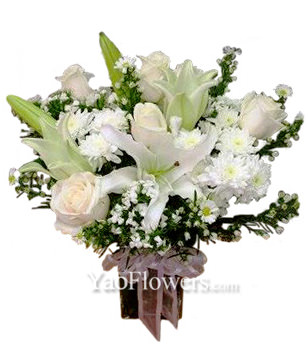 White Lily & Roses In Glass Vase 
