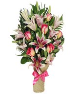 Fragrant lilies and classy roses