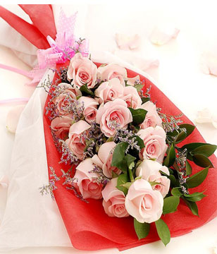 15 Soft Pink Roses Hand Bouquet 