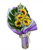 5 sunflowers Handbouquet with Monstera foliage