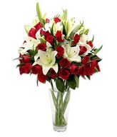 Combination of Red Roses & Lilies