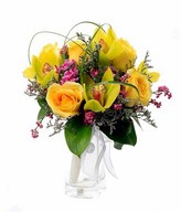 Symbidium Orchid Green with Golden Roses Hand Bouquet.( need 3 days advance order )